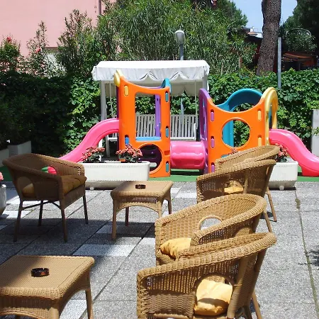 Valentino Hotel 3*