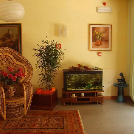 Valentino Hotel