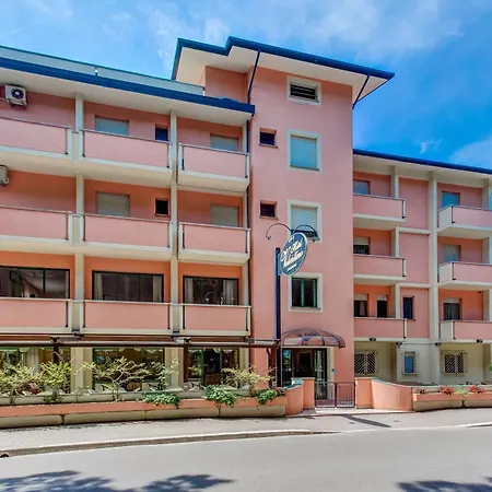 Hotell Valentino Pinarella