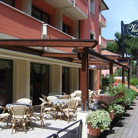 Valentino 3* Pinarella